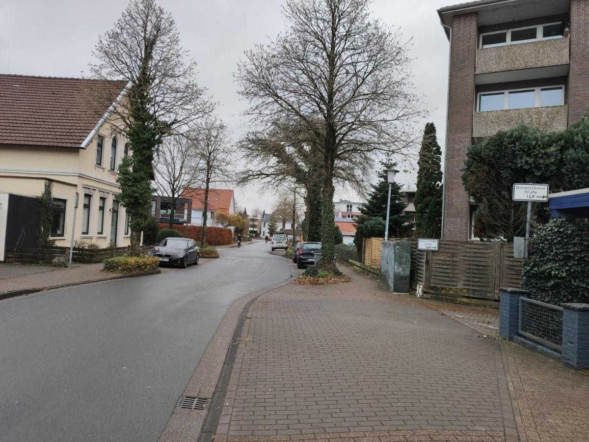 Schoene Einfache Ferienwohnung Mitten In Oldenbourg Extérieur photo