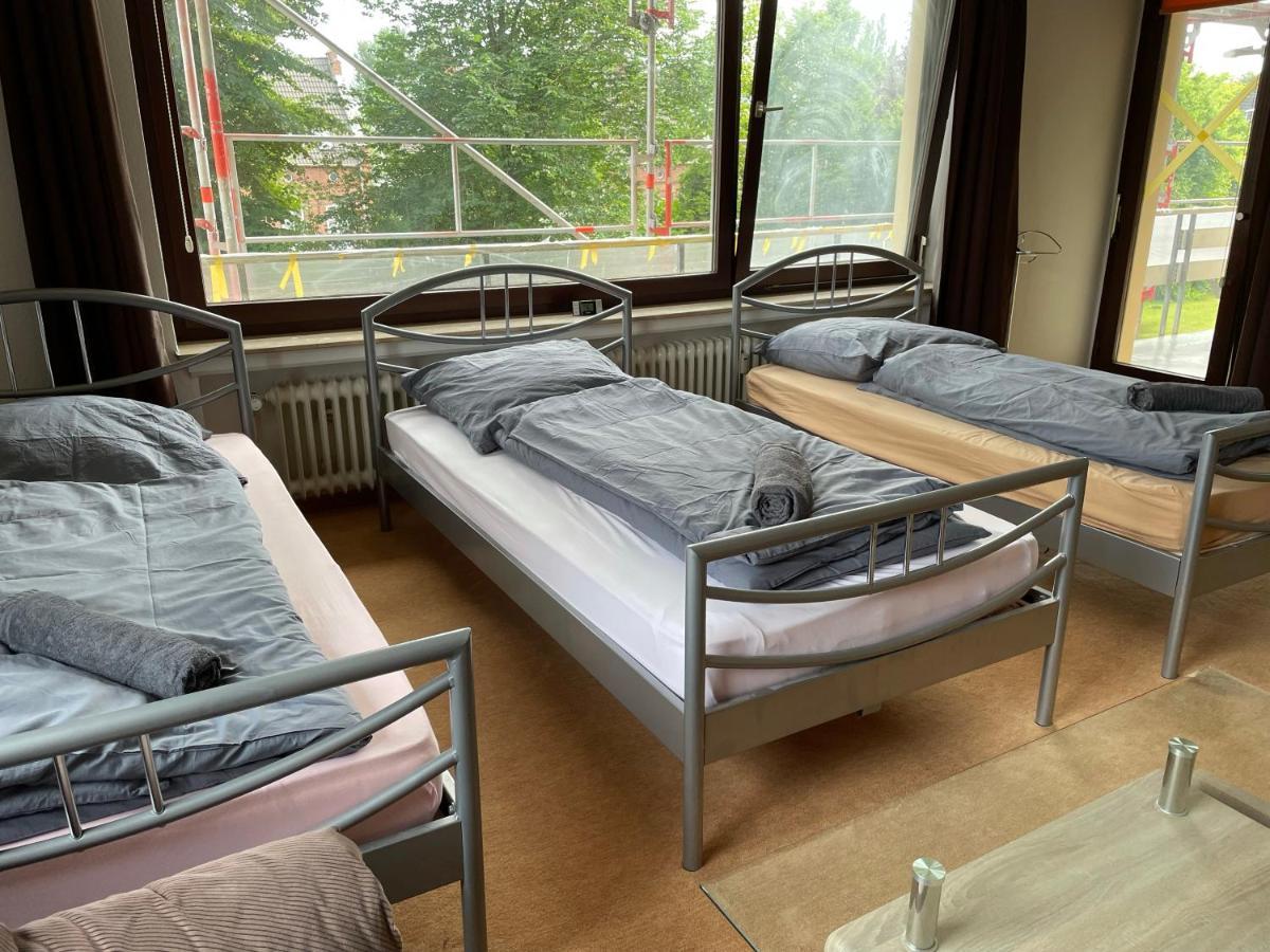 Schoene Einfache Ferienwohnung Mitten In Oldenbourg Extérieur photo