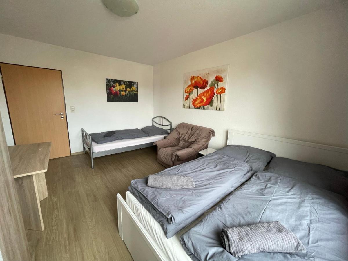 Schoene Einfache Ferienwohnung Mitten In Oldenbourg Extérieur photo