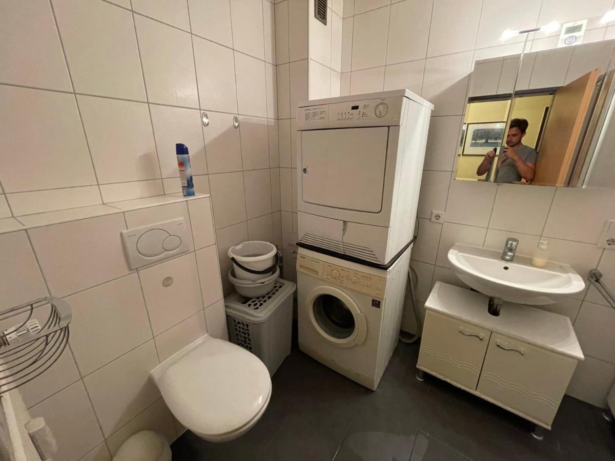 Schoene Einfache Ferienwohnung Mitten In Oldenbourg Extérieur photo