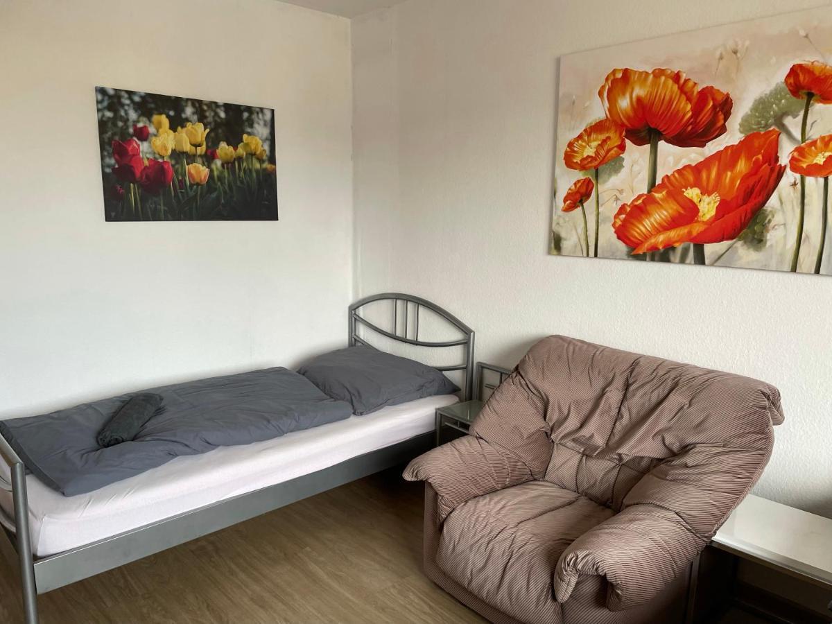 Schoene Einfache Ferienwohnung Mitten In Oldenbourg Extérieur photo